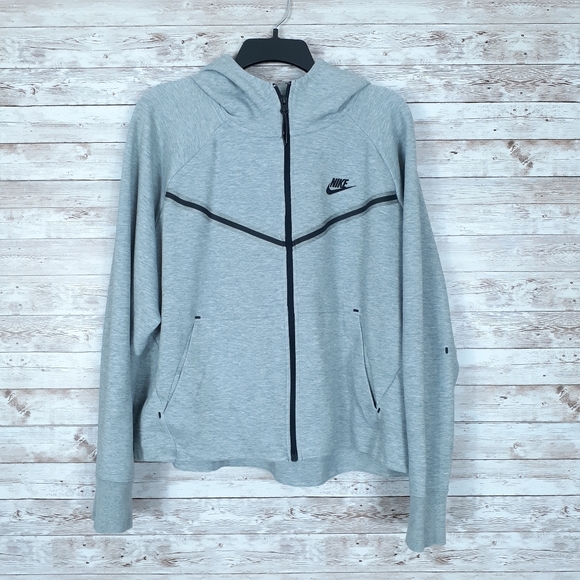 Nike Jackets & Blazers - Nike Womens Crop Jacket XL Gray Black 801